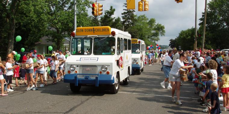 Reserve a Vintage Ice Cream Truck